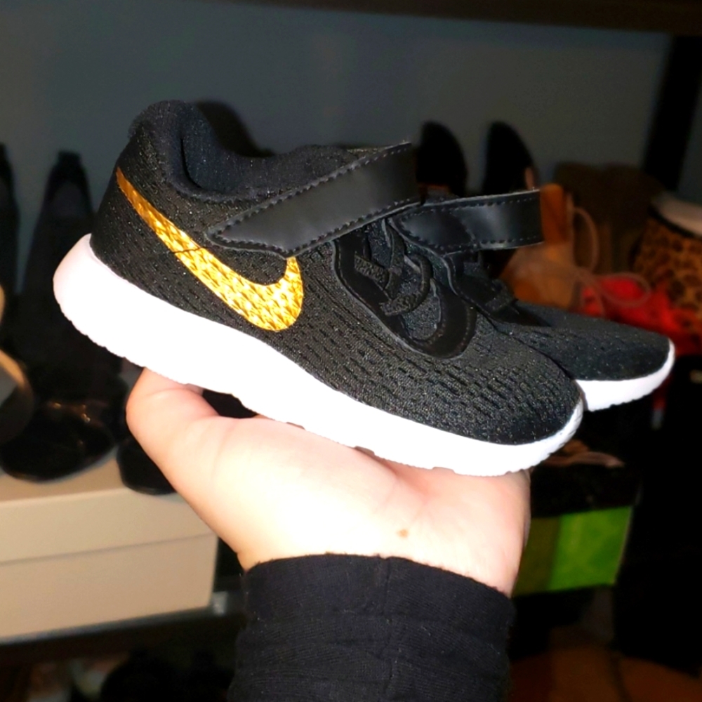 Nike Brand New Black Gold Babay Toddler Sneakers